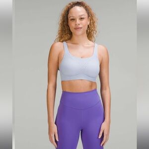 lululemon Run Times Bra High Support in Blue Linen 34D NWOT